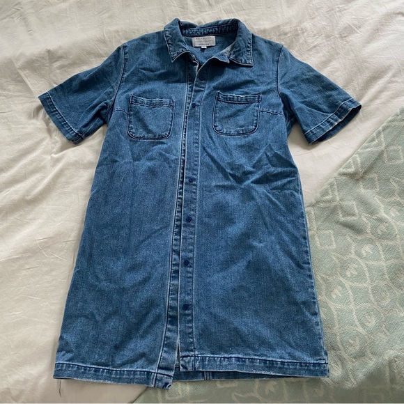 Kendall & Kylie Dresses & Skirts - Kendall and Kylie short sleeve denim button down mini dress size small